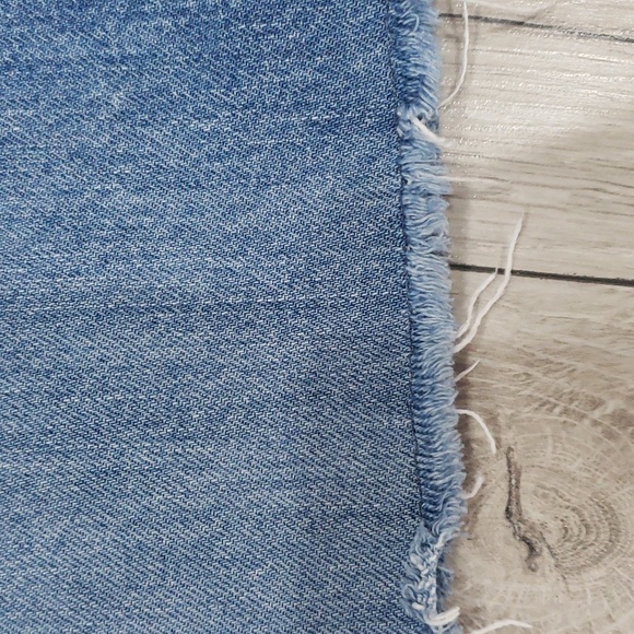 3/$65 home cut ripped Levi's shorts - Picture 5 of 7